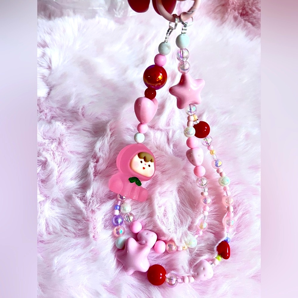 Buy 3 get 1 free💜💖💛Handmade Adorable Pink keychain and phone chain